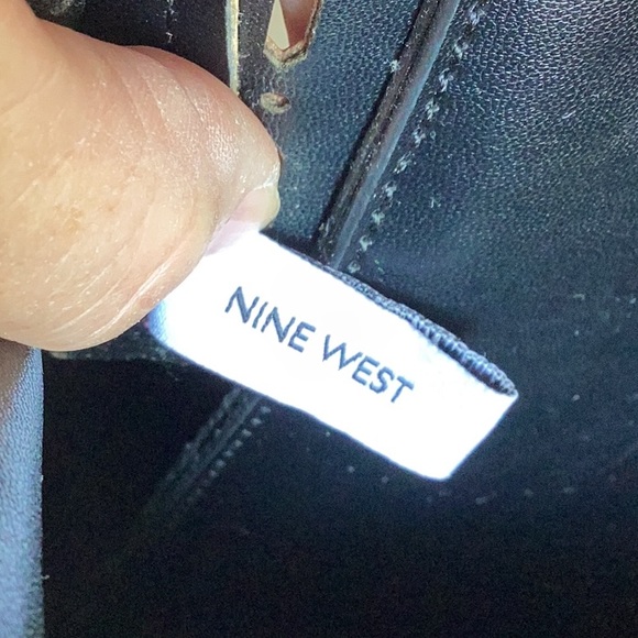 Nine West deep red media bag.  14”x10”x5”. Black interior - Picture 6 of 12